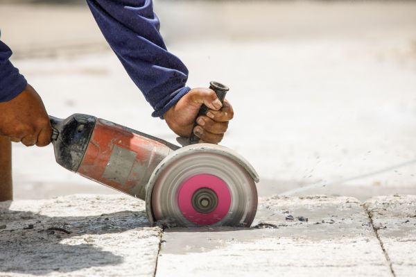 Concrete Floor Sawing Service